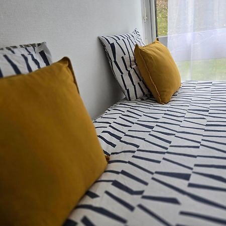 Sejour A 10 Minutes Du Chateau De Versailles Et 20 Minutes De Roland-Garros- Votre Suite Avec Lit King Size 勒谢奈 外观 照片